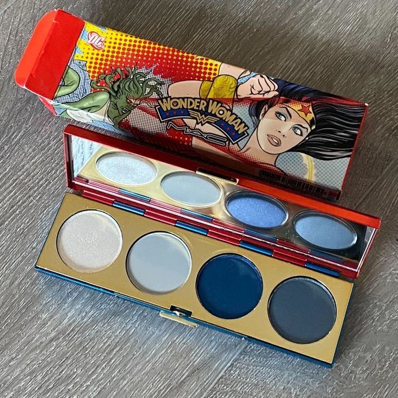 MAC Cosmetics - Wonder Woman Collection - 2011 Blue Shadow Palette - Picture 5 of 5